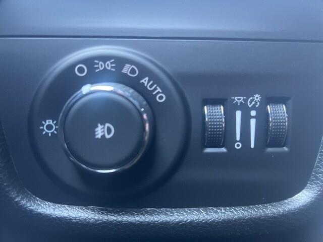 new 2025 Jeep Grand Cherokee car, priced at $51,498