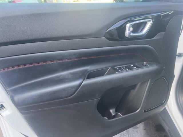 used 2023 Jeep Compass car, priced at $24,995