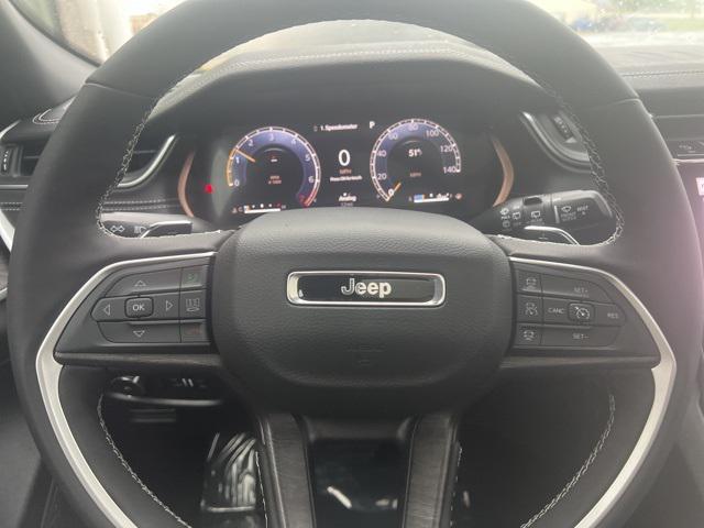 new 2025 Jeep Grand Cherokee car, priced at $51,005