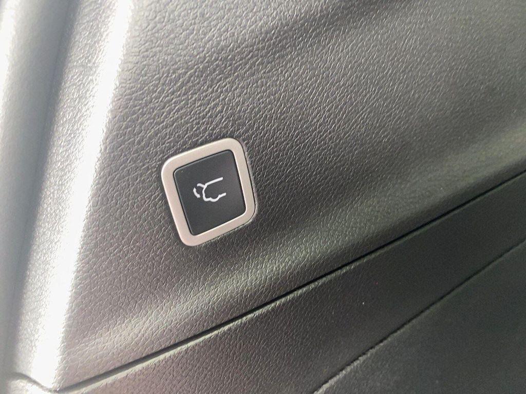 new 2026 Chrysler Pacifica car, priced at $47,742