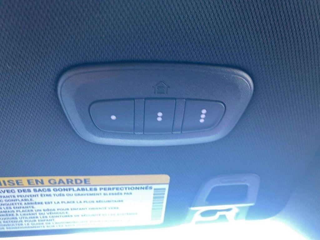 new 2025 Jeep Grand Cherokee car, priced at $50,025