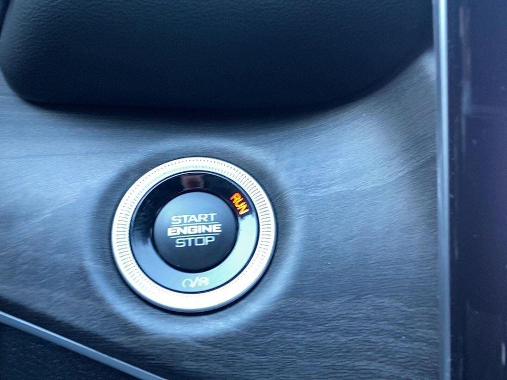 new 2025 Jeep Grand Cherokee car, priced at $50,025