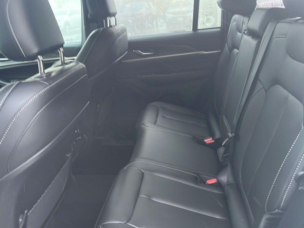 new 2025 Jeep Grand Cherokee car, priced at $52,841