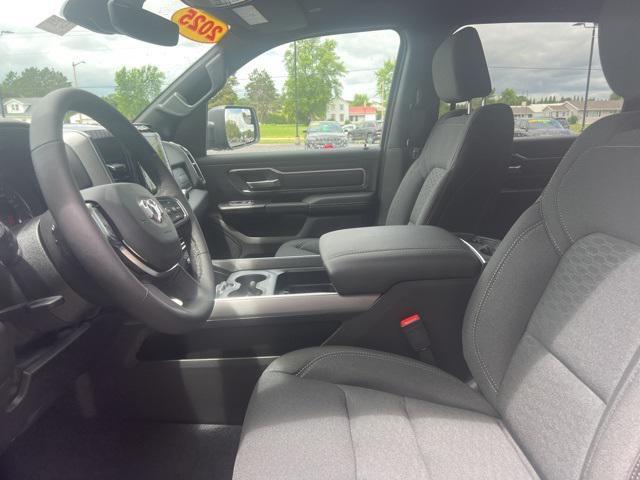 new 2025 Ram 1500 car, priced at $61,705