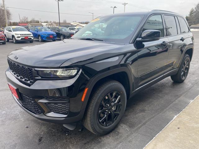 new 2025 Jeep Grand Cherokee car, priced at $47,025