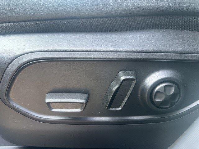 new 2025 Jeep Grand Cherokee car, priced at $46,028