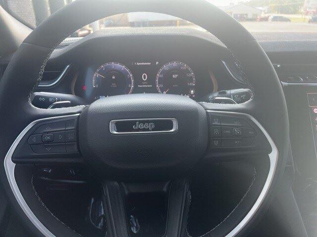 new 2025 Jeep Grand Cherokee car, priced at $46,028