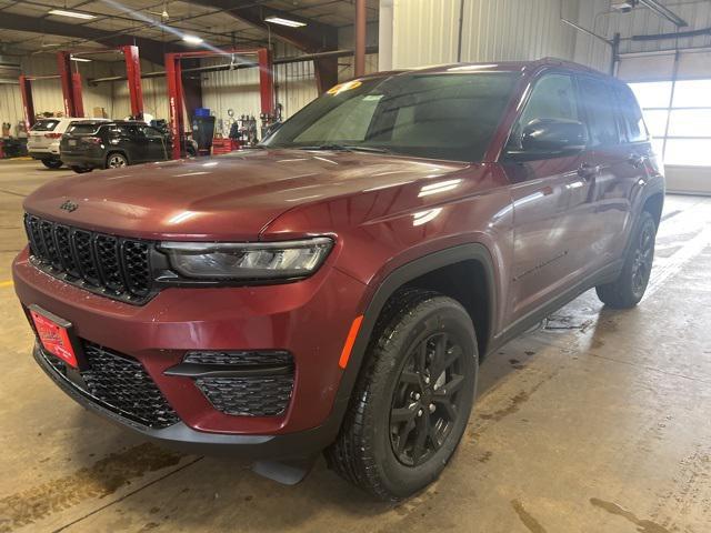 new 2025 Jeep Grand Cherokee car, priced at $47,025