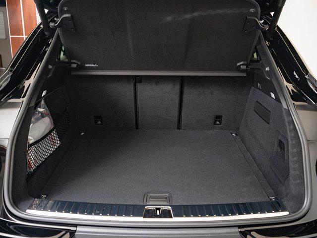 new 2025 Porsche Cayenne car, priced at $115,065