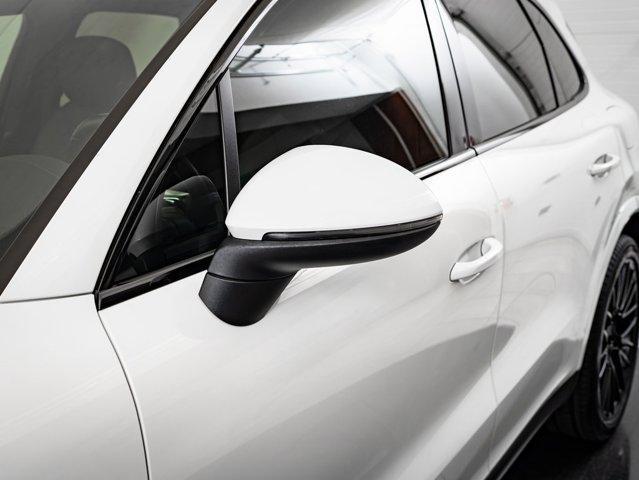 used 2021 Porsche Cayenne E-Hybrid car, priced at $56,998