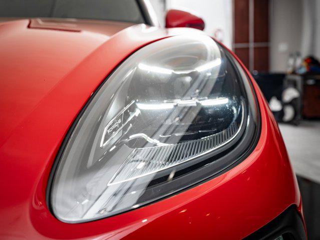 used 2025 Porsche Macan car
