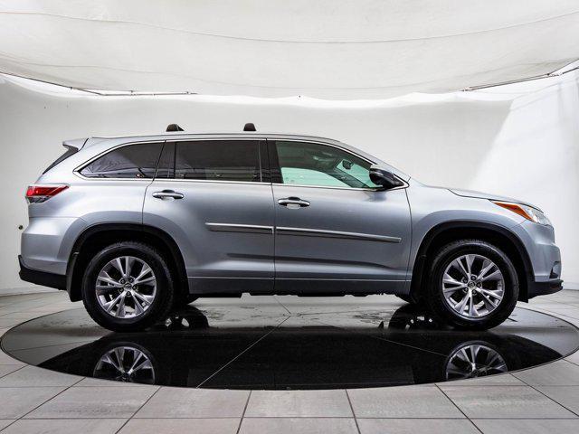 used 2015 Toyota Highlander car, priced at $16,298