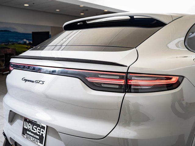 used 2022 Porsche Cayenne car, priced at $92,998