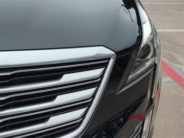 used 2017 Cadillac XT5 car, priced at $17,419