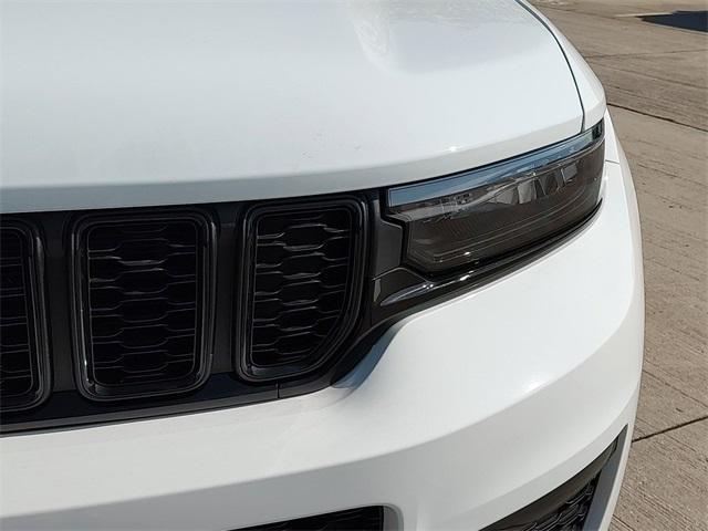 new 2024 Jeep Grand Cherokee L car, priced at $52,425