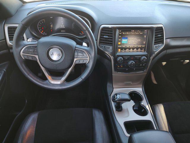 used 2015 Jeep Grand Cherokee car, priced at $13,544