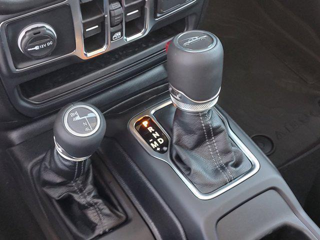 new 2025 Jeep Gladiator car, priced at $44,581