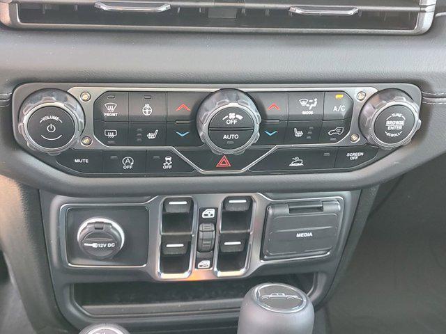 new 2025 Jeep Gladiator car, priced at $44,581