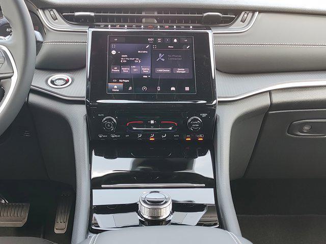 new 2025 Jeep Grand Cherokee L car, priced at $36,952
