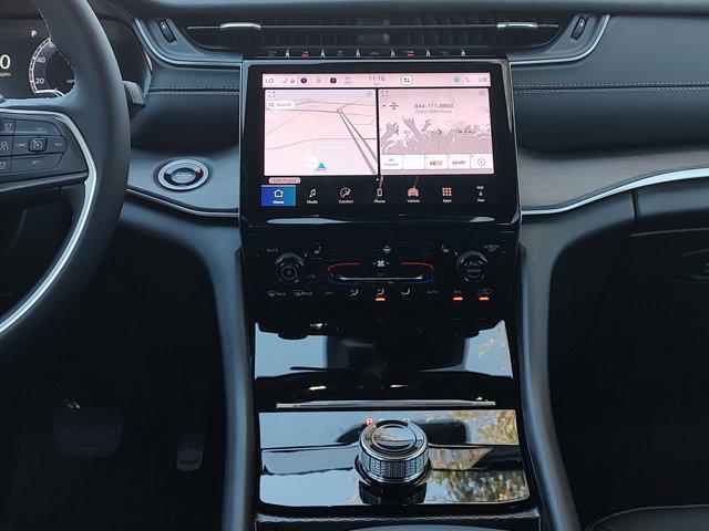 new 2025 Jeep Grand Cherokee car, priced at $37,845