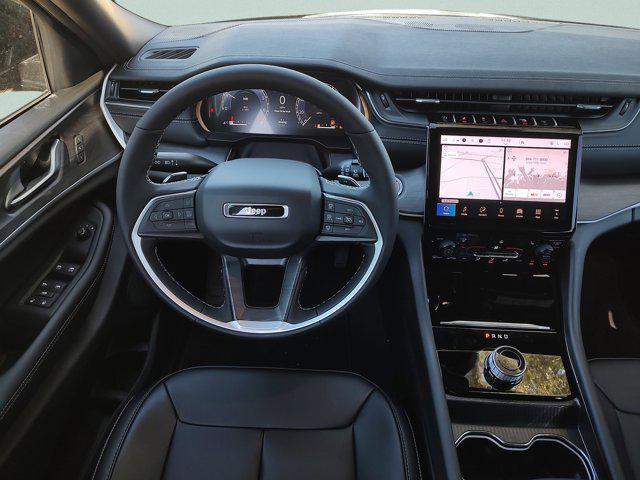 new 2025 Jeep Grand Cherokee car, priced at $37,845