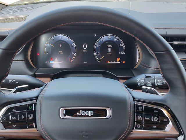 new 2025 Jeep Grand Cherokee car, priced at $61,250