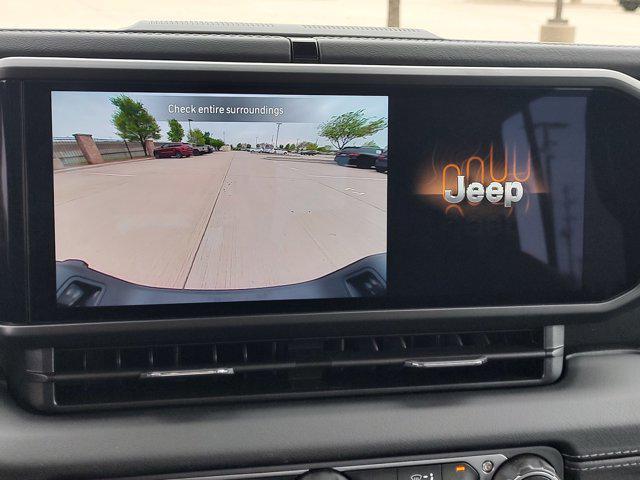 new 2025 Jeep Gladiator car, priced at $44,678