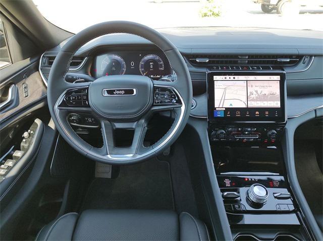 new 2025 Jeep Grand Cherokee car, priced at $59,112