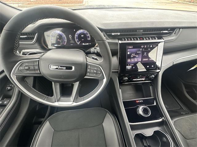 new 2025 Jeep Grand Cherokee L car, priced at $48,670