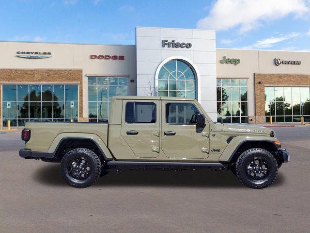 new 2025 Jeep Gladiator car, priced at $44,581