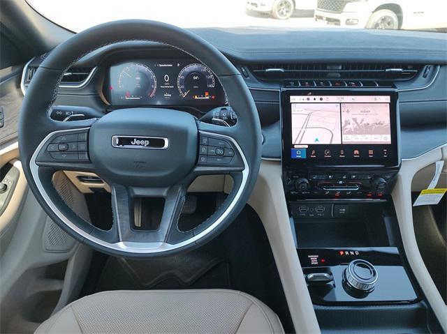 new 2025 Jeep Grand Cherokee car, priced at $53,122