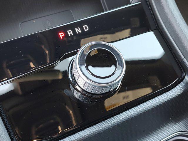 new 2025 Jeep Grand Cherokee car, priced at $35,718
