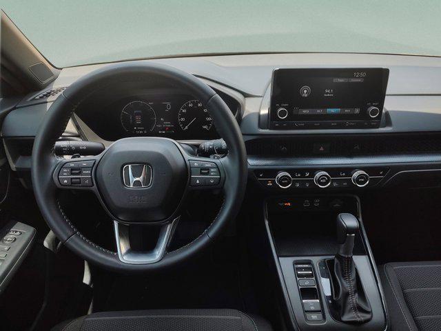 used 2025 Honda CR-V Hybrid car, priced at $33,194