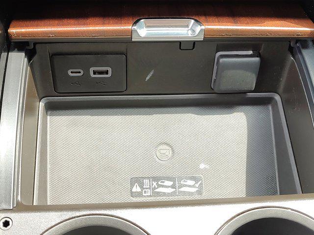 used 2023 GMC Yukon car, priced at $74,998