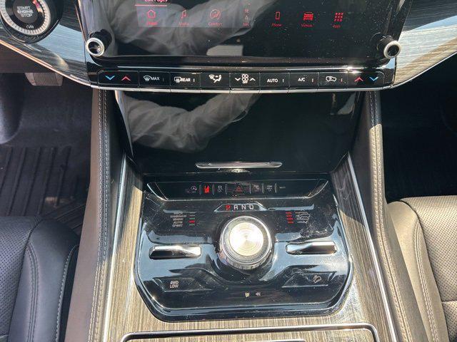 used 2022 Jeep Wagoneer car, priced at $47,951