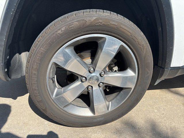used 2016 Jeep Grand Cherokee car, priced at $12,940