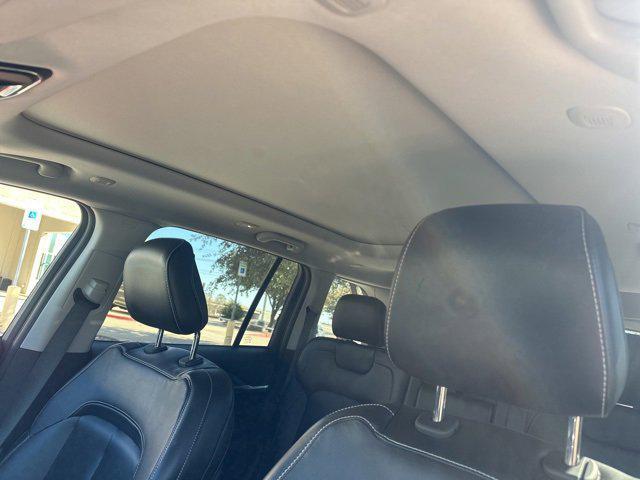 used 2022 Jeep Grand Cherokee car, priced at $26,771