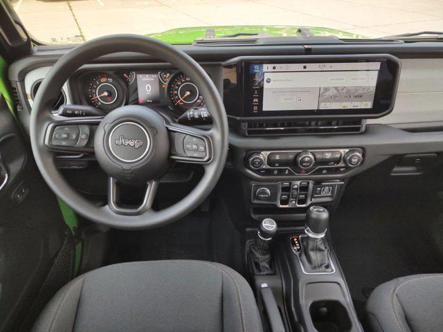 new 2025 Jeep Wrangler car, priced at $41,006