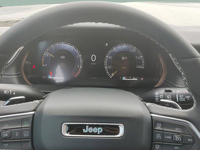 new 2025 Jeep Grand Cherokee car, priced at $37,839