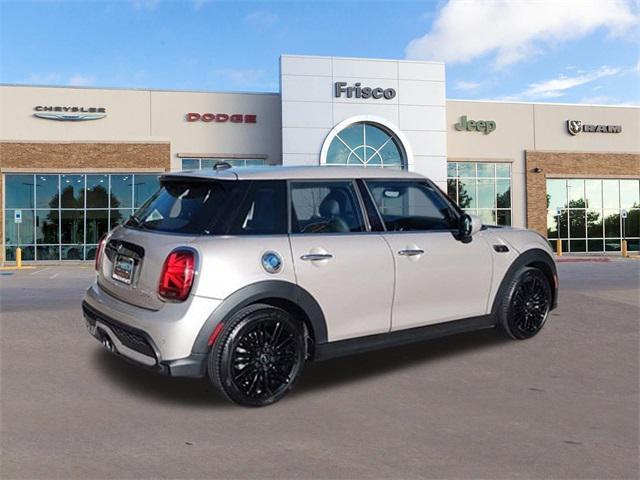 used 2024 MINI Hardtop car, priced at $25,018