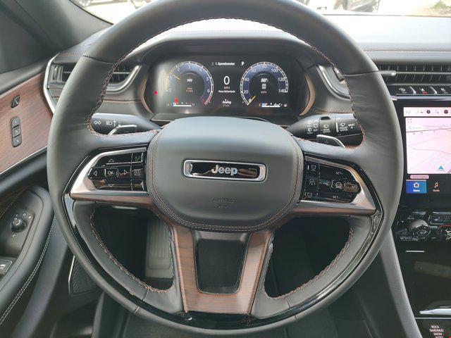 new 2025 Jeep Grand Cherokee car, priced at $57,824