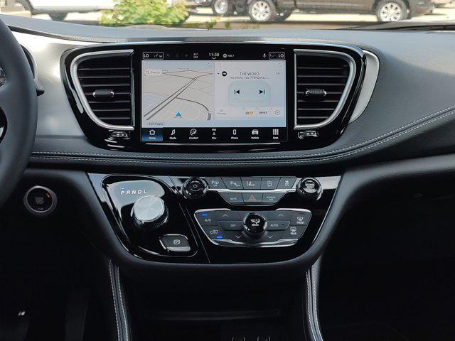 new 2025 Chrysler Pacifica car, priced at $49,411