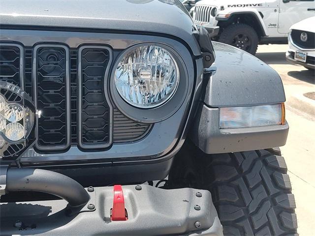new 2024 Jeep Gladiator car, priced at $46,603