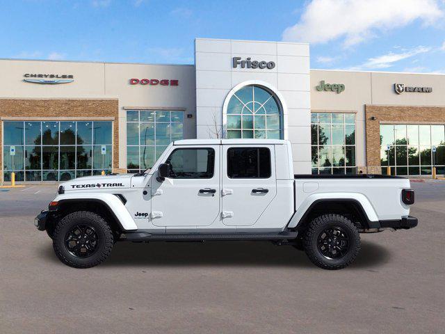 new 2025 Jeep Gladiator car, priced at $43,080