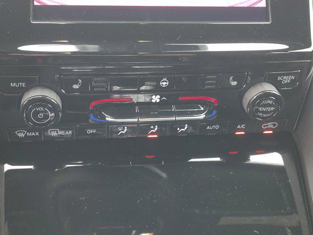 new 2025 Jeep Grand Cherokee car, priced at $37,506