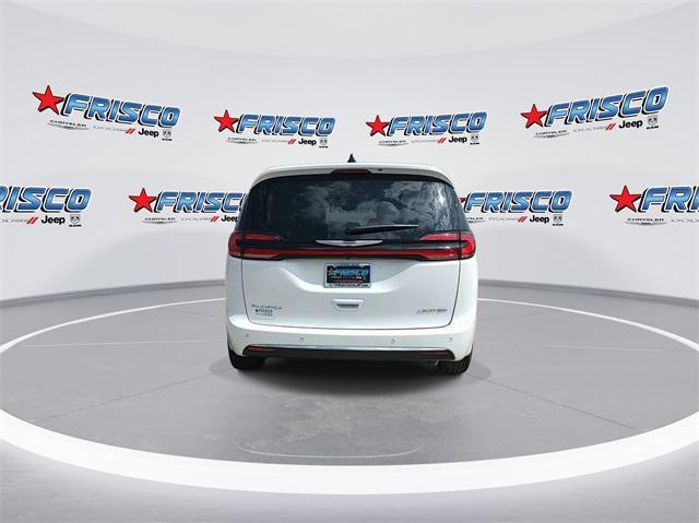 new 2024 Chrysler Pacifica car, priced at $46,833