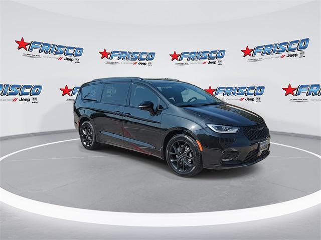 used 2023 Chrysler Pacifica car, priced at $41,181