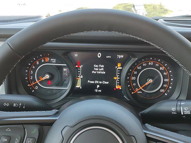 new 2025 Jeep Gladiator car, priced at $46,632