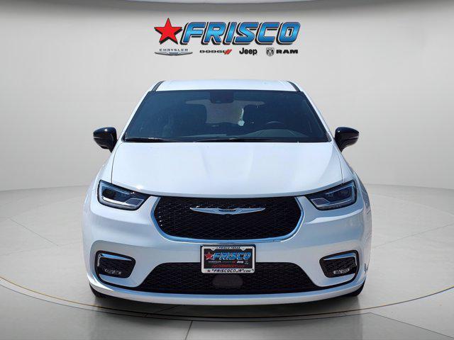 new 2026 Chrysler Pacifica car, priced at $44,460