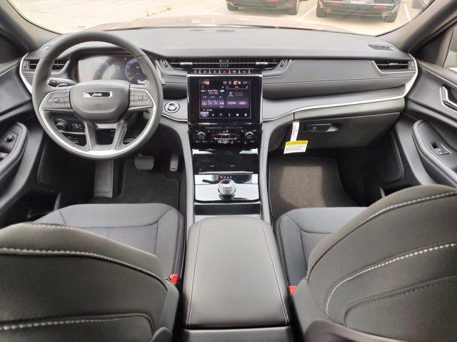 new 2025 Jeep Grand Cherokee car, priced at $40,864